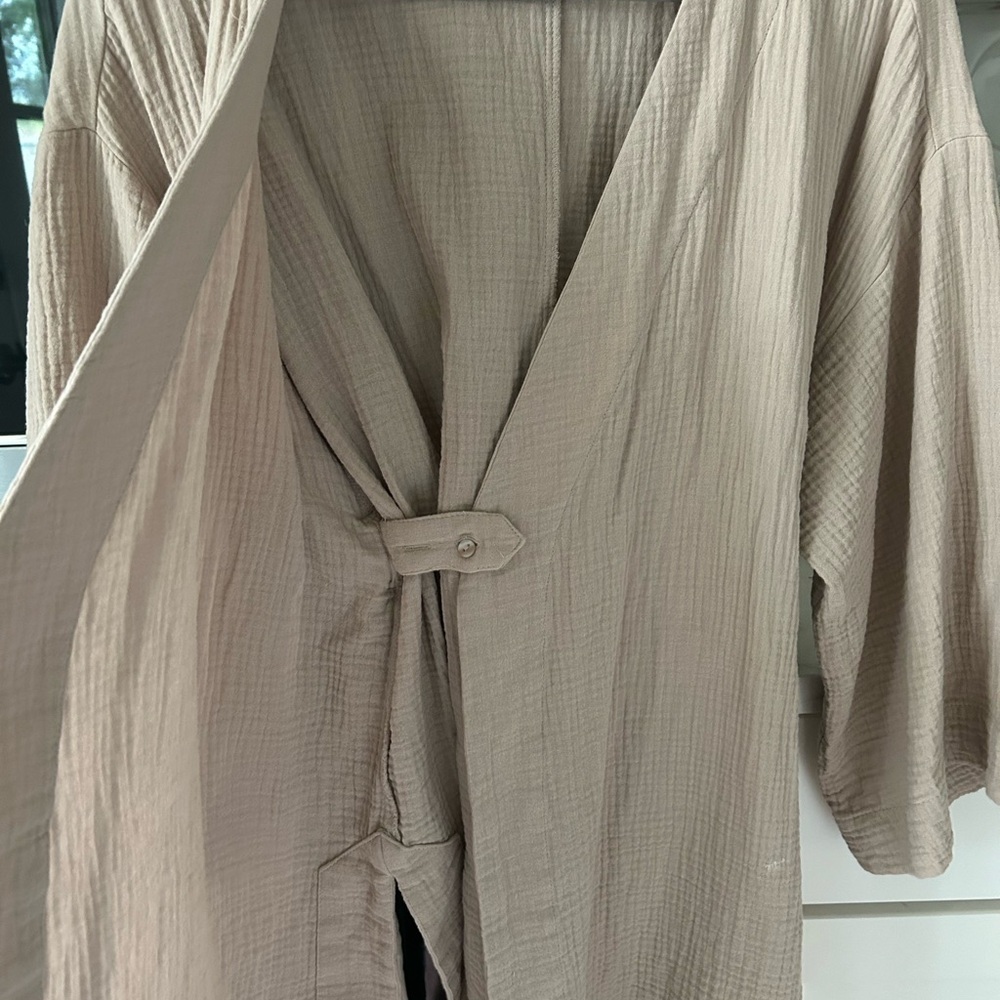 Beige Textured Kimono Robe - Picture 4 of 5